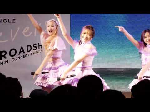 PUPE BNK48 Fancam --Sayonara Crawl-- โร้ดโชว์เซ็นทรัลพระราม2