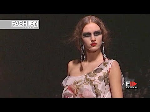 VIVIENNE WESTWOOD GOLD LABEL Fall 2010 Paris - Fashion Channel