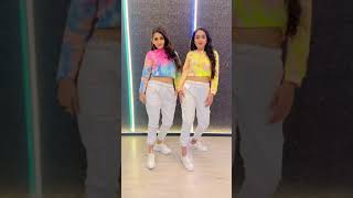 Download lagu Instagram trend with Sharmasisters | Tanya Sharma | Krittika M Sharma #shorts #youtubeshorts mp3 Download lagu Instagram trend with Sharmasisters | Tanya Sharma | Krittika M Sharma #shorts #youtubeshorts mp3