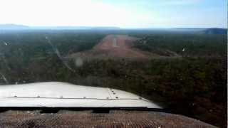 preview picture of video 'Kakadu-Arnhem Land scenic flight 6 - landing at Jabiru'