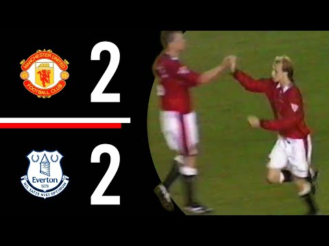 Manchester United v Everton | Cruyff Scores for United | Highlights | 1996/1997