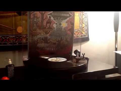 download lagu mp3 mp4 Nehruviandoom Vinyl, download lagu Nehruviandoom Vinyl gratis, unduh video klip Nehruviandoom Vinyl