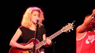 Traphik Ft. Tori Kelly - Magnetic Live Acoustic + Dumbfoundead Freestyle