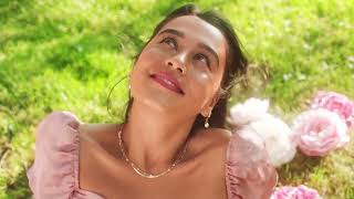  New COVERGIRL Clean Fresh Yummy Blur