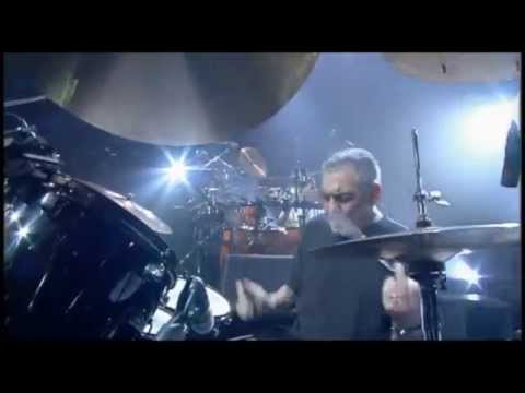 Steve Gadd drum solo with percussionists