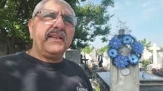 La cimitir la parinti