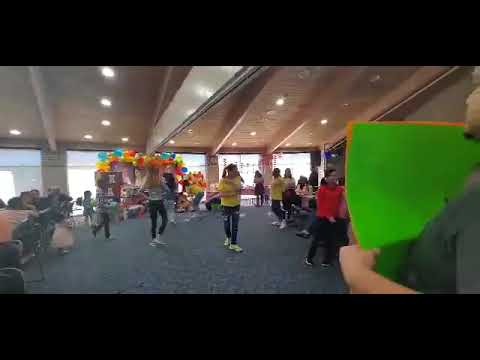 Flashmob greatest show #honeyz