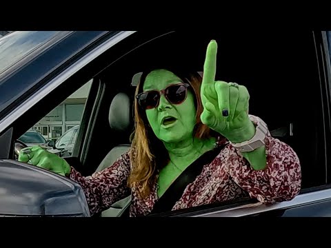 Lazy-Hulk: Attorney at Law