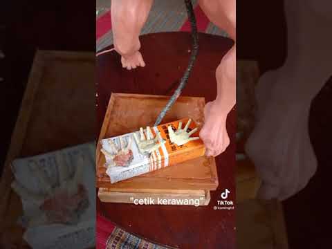 proses pembuatan miniatur ogoh ogoh CETIK KERAWANG