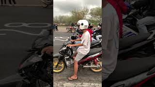Download lagu Landasan pacu 🌇 #suprax125 #modfikasi #suprasolostyle #kphgank #hondagank #kphsolostyle #suprabapak mp3