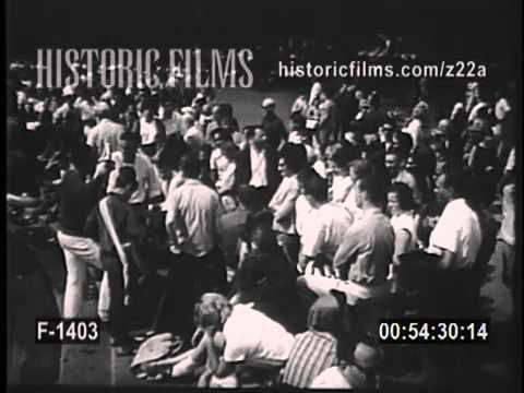 GREENWICH VILLAGE DURING THE BEAT-NIK ERA FOLKIES AND FOLK SINGERS 1961