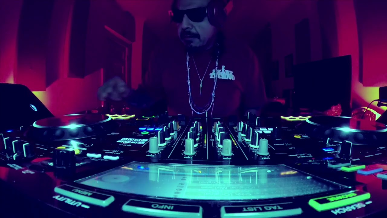 MicroDose Vol 31. feat Microdot at IHeartTechno Studios