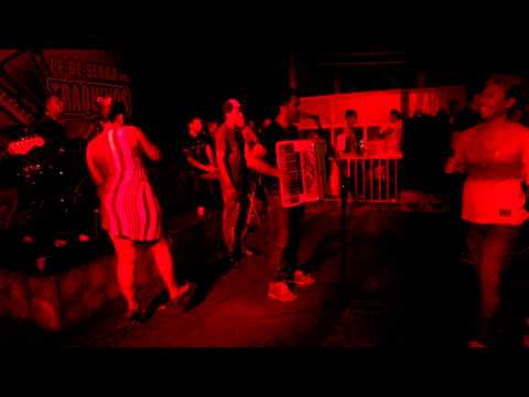 06-Forrozao ja kero de 2013.mp4