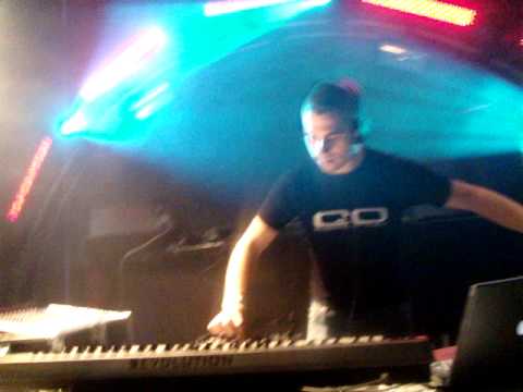 01. Giuseppe Ottaviani - Linking People. Giuseppe Ottaviani Live @ Solar dance3,CICterna Hall,Moscow