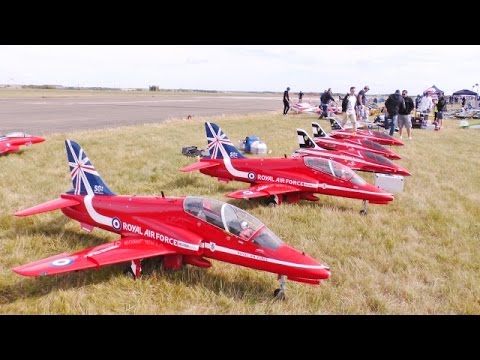 RED ARROWS BAE HAWKS "REDS DUO" RC DISPLAY TEAM - STEVE & MATT BISHOP - BMFA  NATIONALS  - 2015