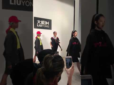 纽约时装周大鲲刘勇现场走秀片段(NYFW DAKUN LIUYONG Show)