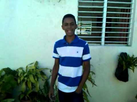 El bultero dominicano...! LMAO