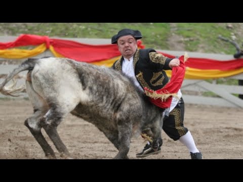 Jackass 2.5 (2007) - El Matador