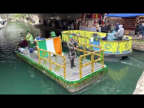 St. Patrick's Day 2023 - Bagpipes at the San Antonio Riverwalk