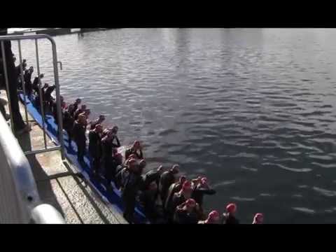 Tracy Markham wins age group at the ITU World Series Triathlon