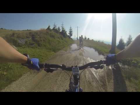 gabi hanziGOPR0824 cu hunedoreni pe muntele mik