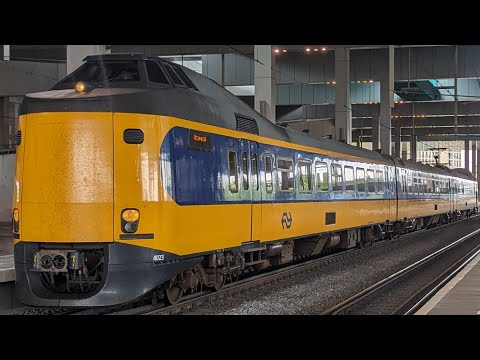 NS Intercity Materieel "Koploper" train passing Amsterdam Science Park Station | July 2023