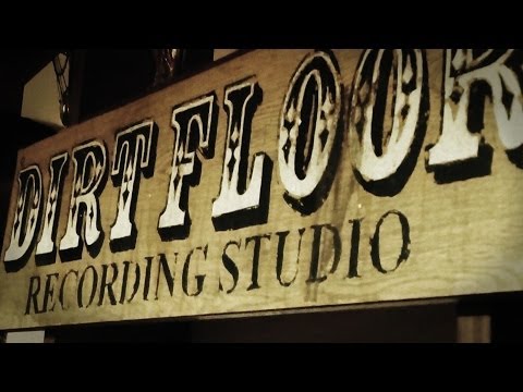 Live - From Dirt Floor - Pilot (Test/Episode000) - James Maple/Samantha Harlow/Elli Perry