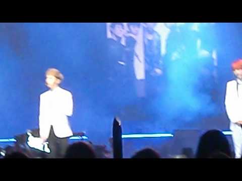 120811 Beauty and the Beast in Macau-beast talking