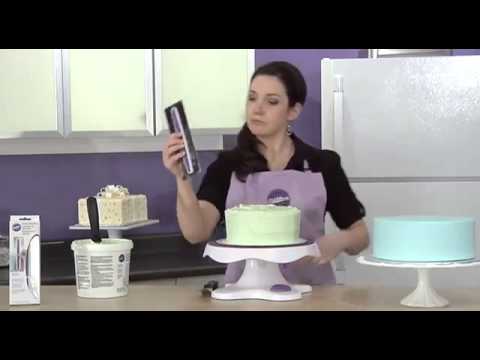 Lisseur pour glaçage Wilton sur BienManger.com