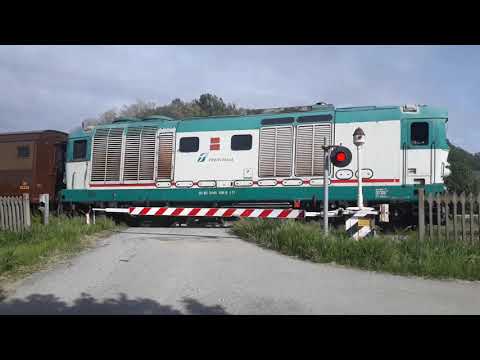 Passaggio a livello Calamandrana (AT) - Level crossing Calamandrana