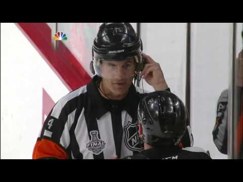 Chicago No goal call in 1st. 6/15/13 Boston Bruins vs Chicago Blackhawks NHL Hockey