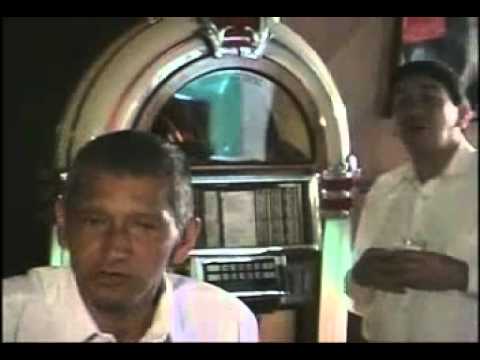 Amanecí Bebiendo - Los Pamperos