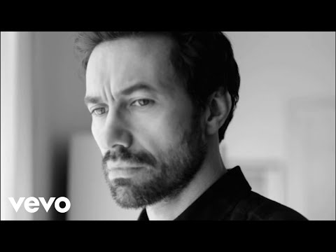 Video thumbnail for É-me igual (Bonus Track)