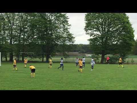 Эскильстуна Сити забивает Гамле Упсале