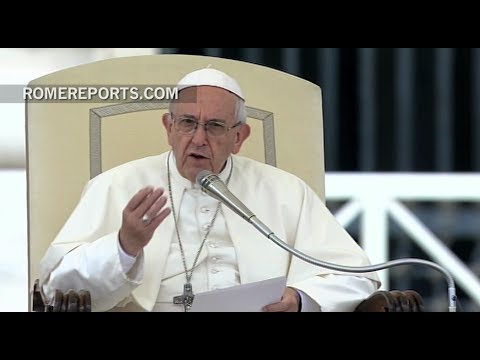 Francisco felicita por su cumpleaños a un musulmán durante un acto público