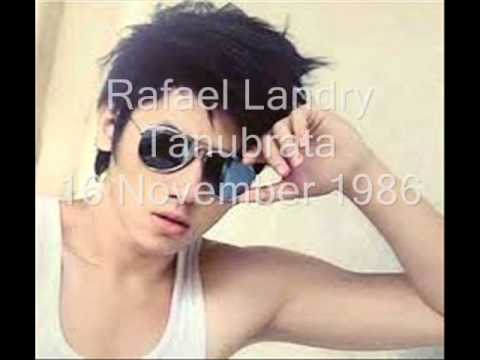 download lagu mp3 mp4 Bisma Karisma Biodata, download lagu Bisma Karisma Biodata gratis, unduh video klip Bisma Karisma Biodata