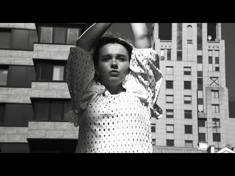 VELÜR (ex-RIYA) - Листи (Official Video)