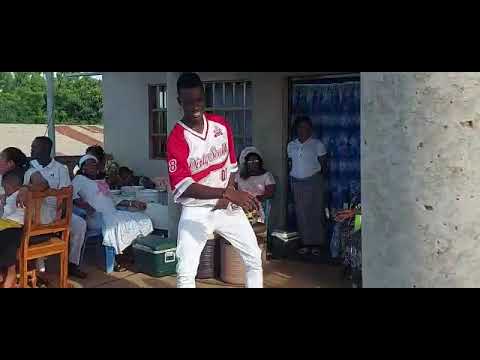 INV 228 --- ENTRE SUR SCENE