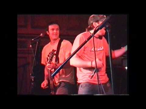 Vanilla Pod : Pooh Bear (live at Josephs Well, Leeds, OOS 2002)