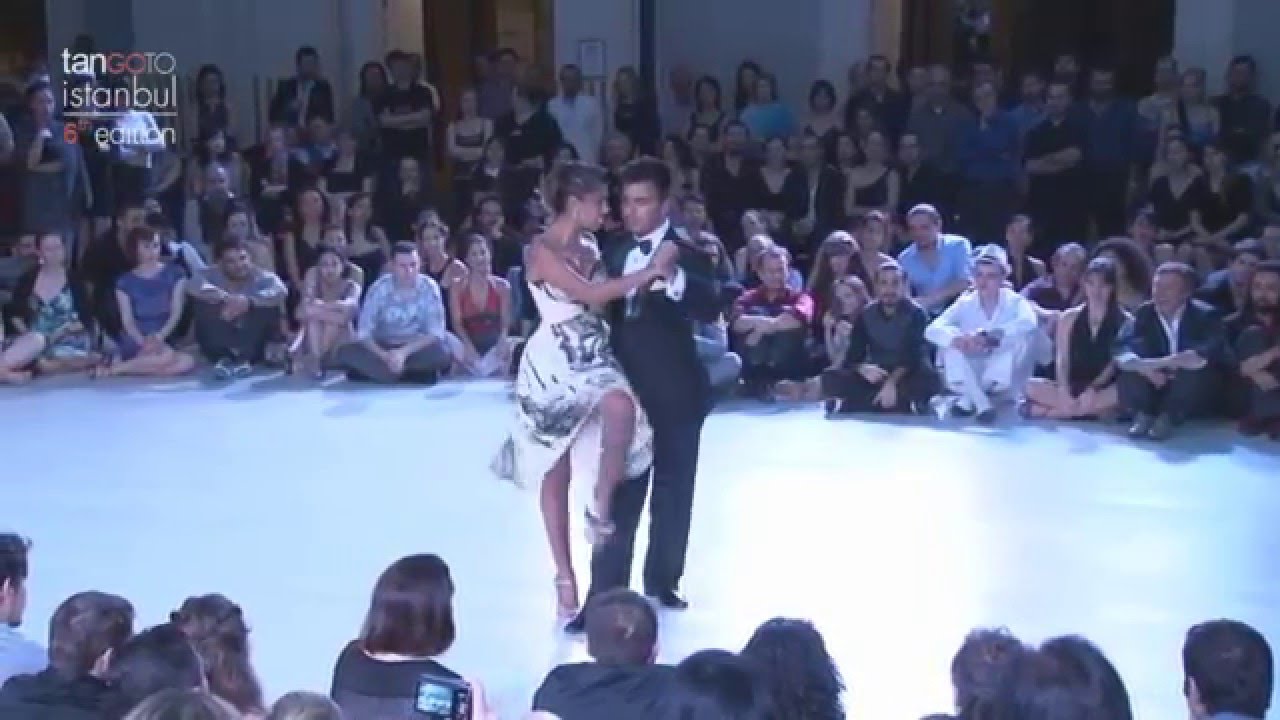Sebastian Achaval and Roxana Suarez 020