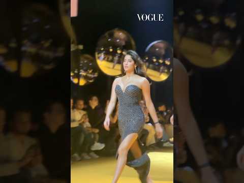 Janhvi Kapoor walks in a bandhani body-con dress for AFEW by Rahul Mishra | Vogue India