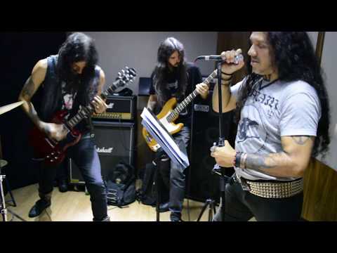 The Black Spade  (ensaio)