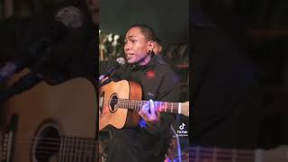 Download lagu fourtwnty - kupu kupu liarku mp3