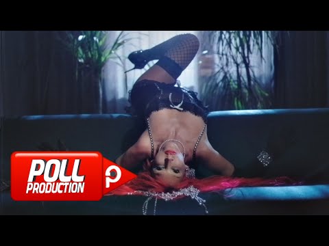 Hande Yener - Benden Bir Tane Daha Yok (Official Video)