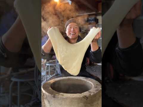 Making MOCHI with my family 😊