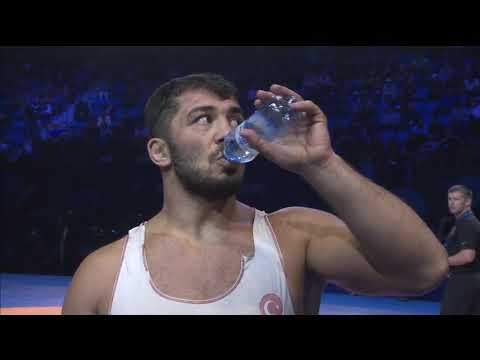 BRONZE GR - 97 kg: C. ILDEM (TUR) v. G. MELIA (GEO)