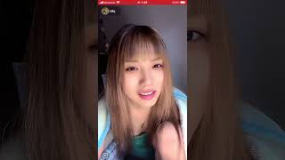 ライブ配信　ギャル娘　胸チラ　谷間