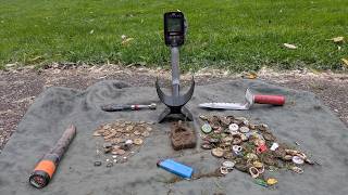 Sondeln mit dem Minelab Vanquish 360 Metalldetektor, ich bin auf Münz und Schmuc