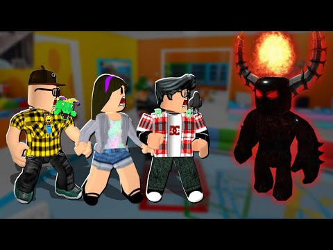 NOVOTE, VELHOTE E TIA GRAÇA NA CRECHE ASSOMBRADA! (Roblox - DAYCARE STORY 2)