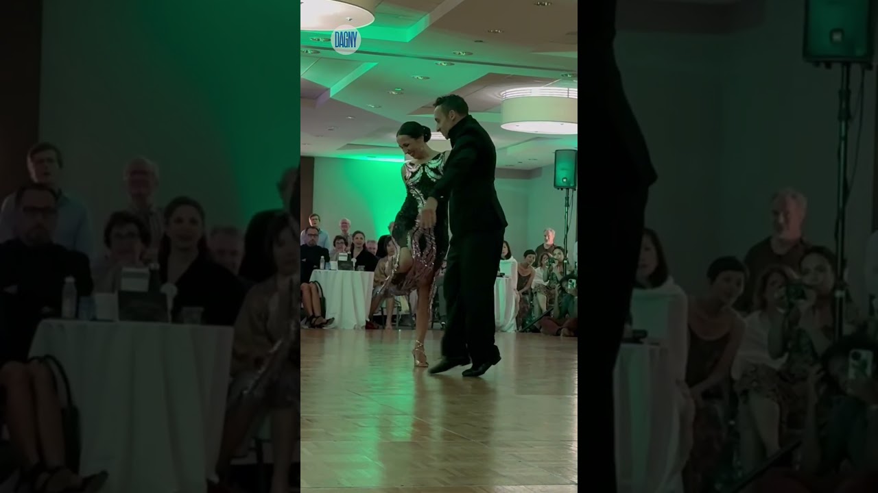 Video thumbnail for Jesica Arfenoni & Maximiliano Cristiani tango to "Flores Del Alma" at Windy City Festival (11/14)